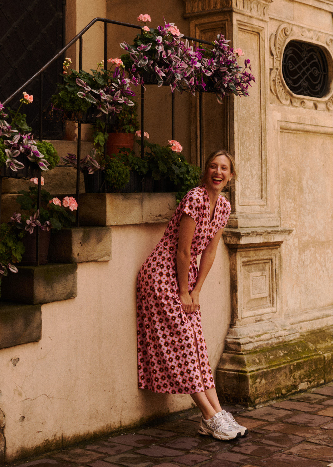 Dress TOMORROW WILL BE OURS print The Best of the 70s Small Flowers