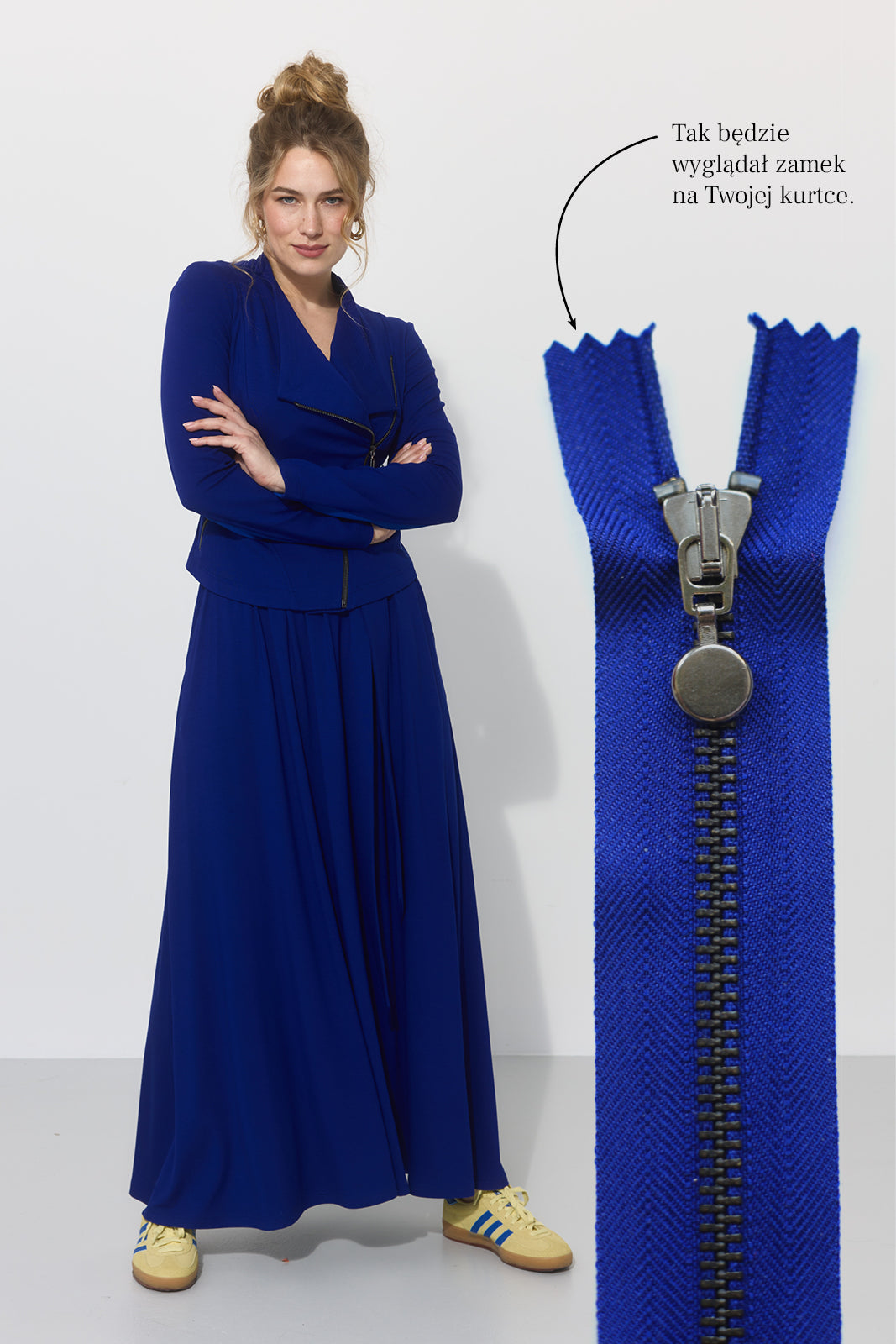 Niebieska sukienka z precyzyjnym zamkiem, stylowa i wygodna, idealna dla kobiet ceniących sobie elegancję i detale.