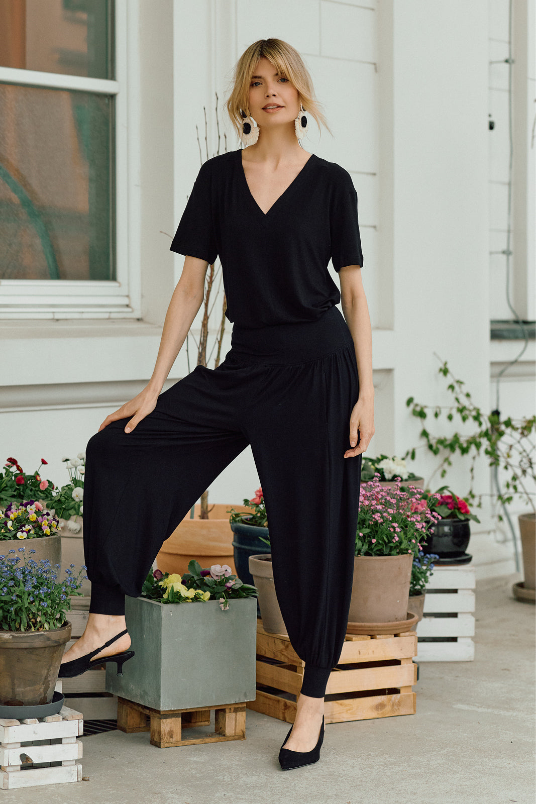 NEW IN TOWN Black trousers