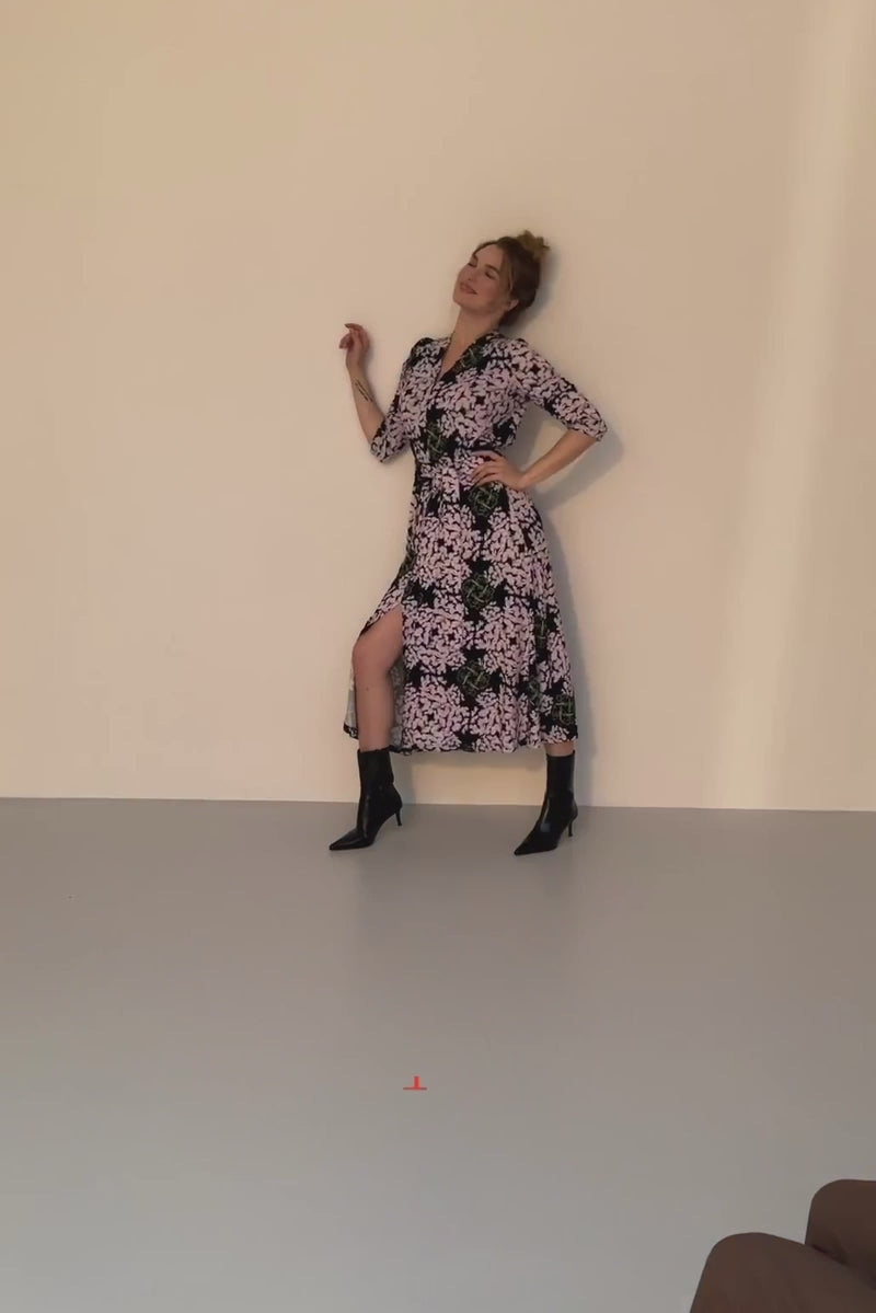 LIBERTY DRESS print lipy i magnolie nocą